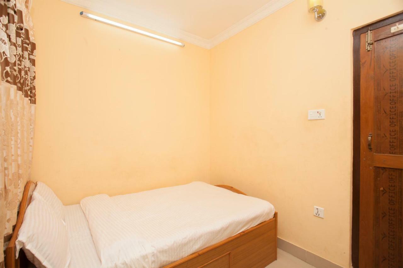 Spot On 397 Hotel Triveni Guest House Kathmandu Bagian luar foto