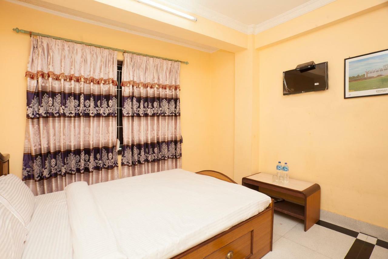 Spot On 397 Hotel Triveni Guest House Kathmandu Bagian luar foto